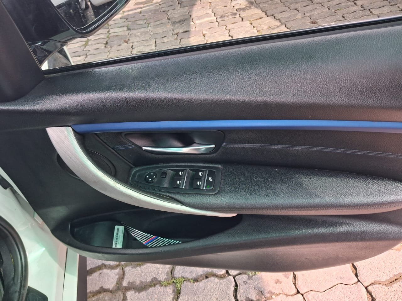 
								2017 BMW 3SERIES 320i AUTO full									