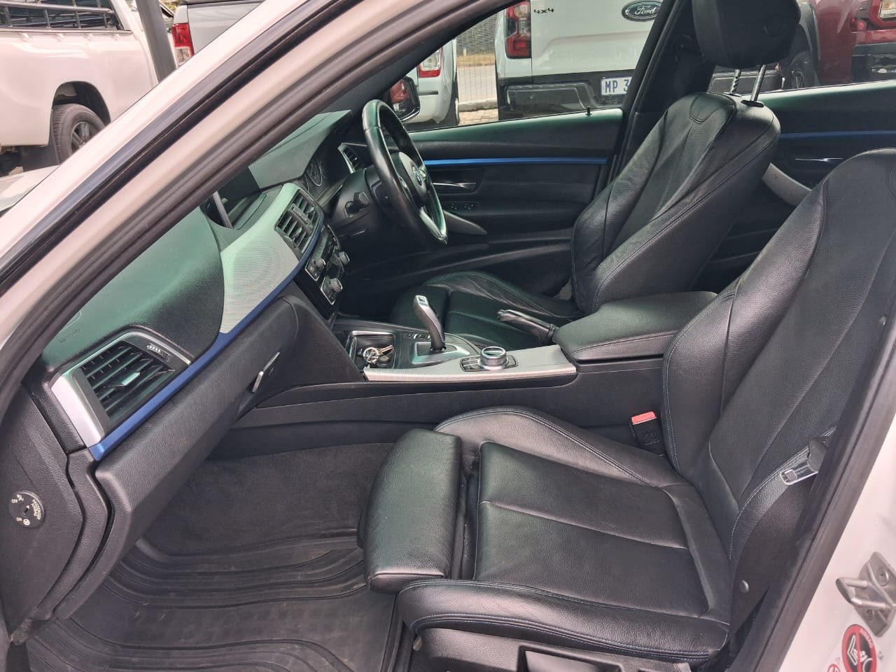 
								2017 BMW 3SERIES 320i AUTO full									