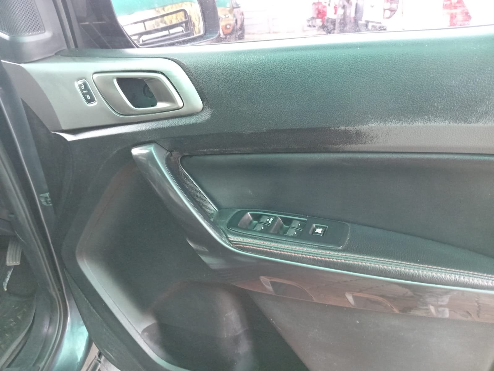 
								2020 Ford Ranger 2.0D Bi-Turbo Thunder 4×4 Auto Double-Cab full									