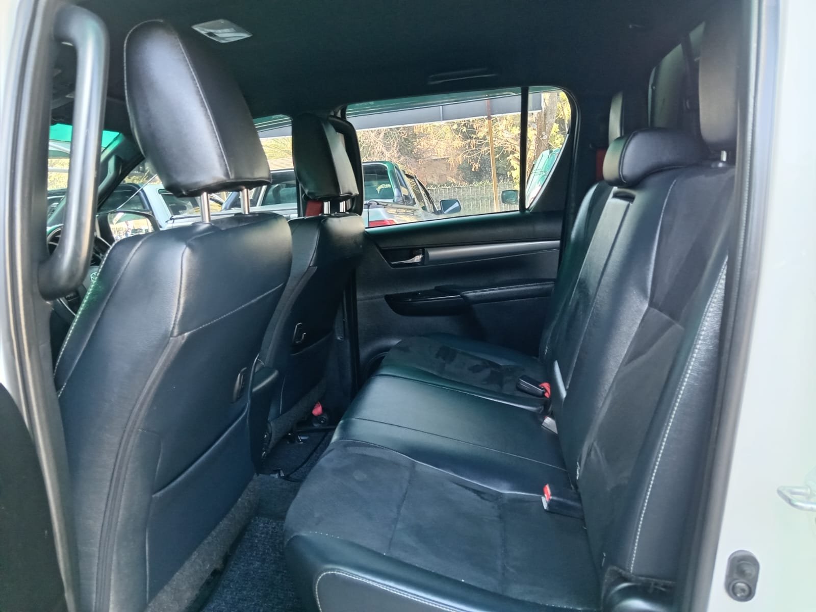 
								2024 TOYOTA HILUX 2.8 GD-6 DOUBLE CAB GR-SPORT AUTO 4X4 full									