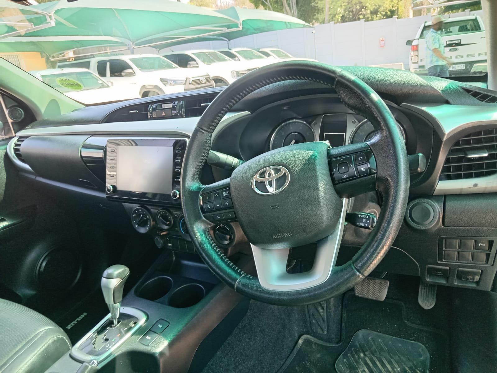 
								2026 TOYOTA HILUX 2.8 GD-6 SINGLE CAB AUTO 4X4 full									