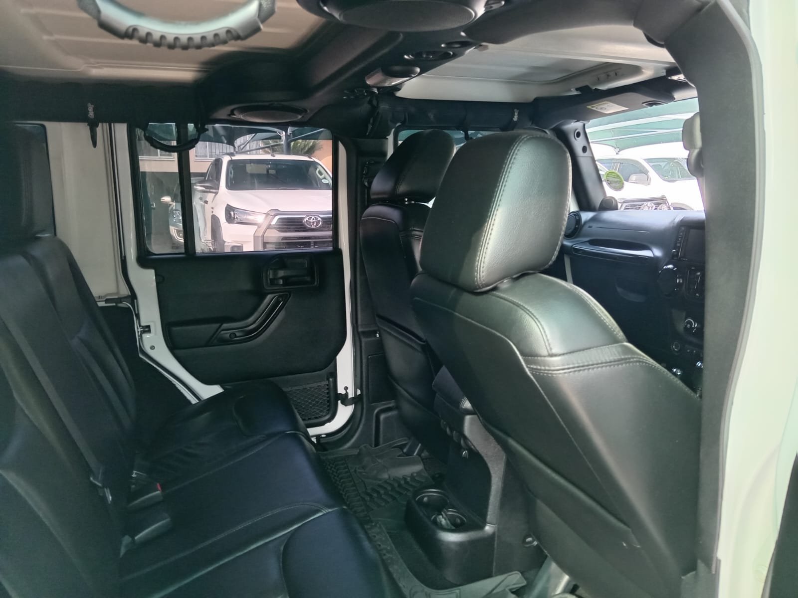 
								2014 JEEP WRANGLER 2.8 CRD 4X4 AUTO full									