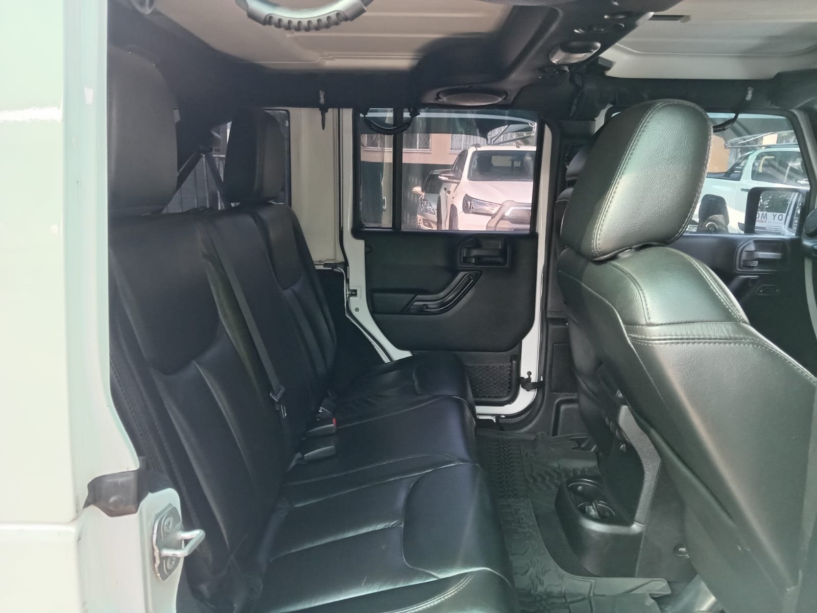 
								2014 JEEP WRANGLER 2.8 CRD 4X4 AUTO full									