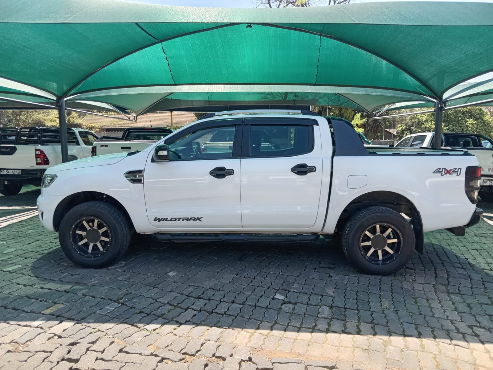 
								2022 FORD RANGER 2.2 TDCI DOUBLE CAB XLT AUTO full									