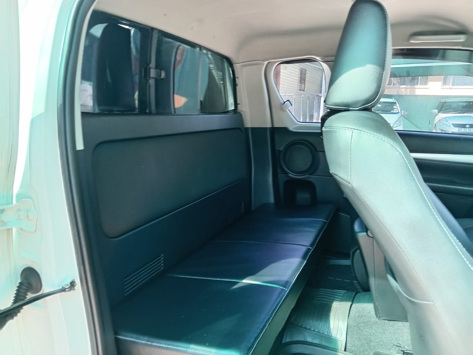 
								2022 TOYOTA HILUX 2.4 GD-6 EXTRA CAB full									