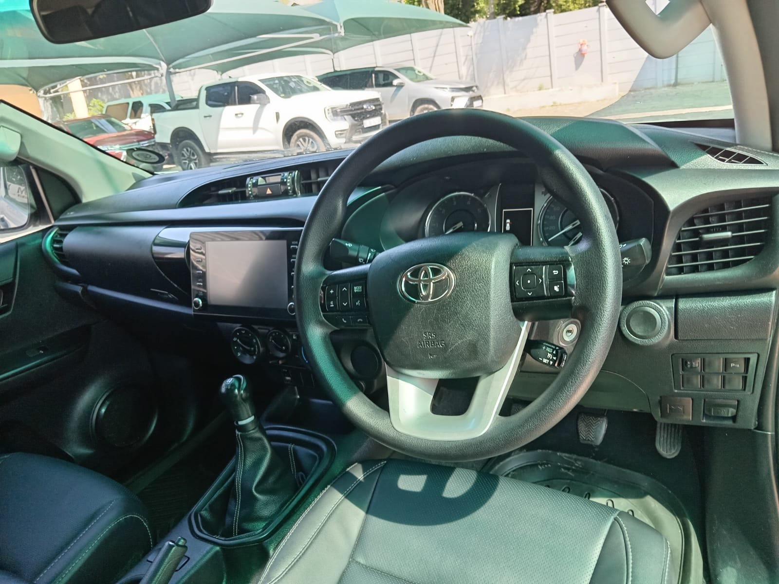 
								2022 TOYOTA HILUX 2.4 GD-6 EXTRA CAB full									