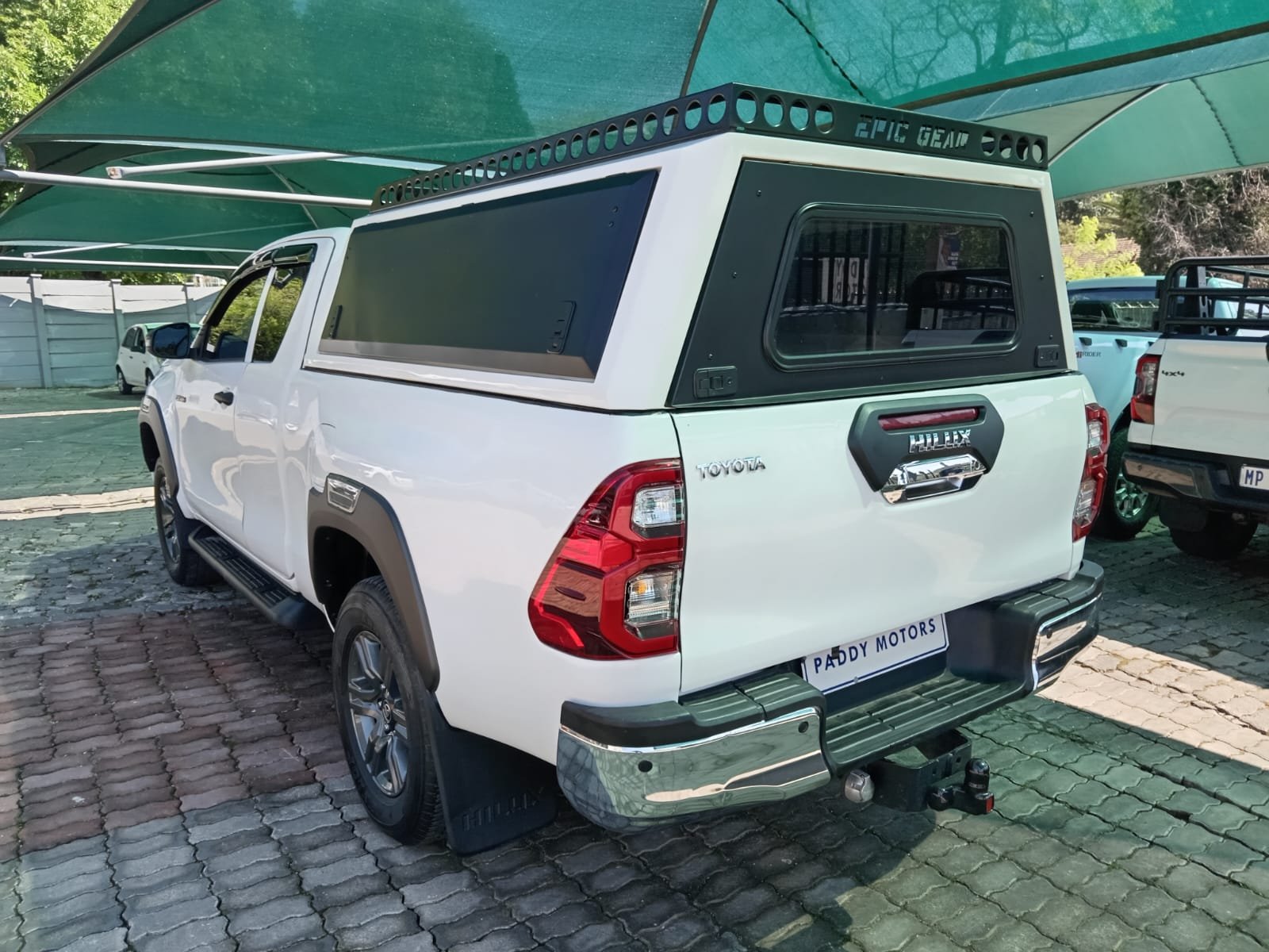 
								2022 TOYOTA HILUX 2.4 GD-6 EXTRA CAB full									