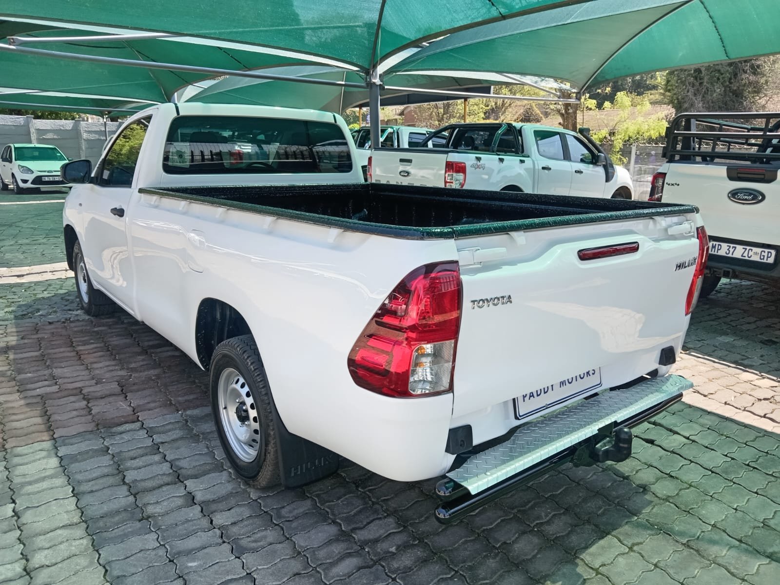 
								2024 TOYOTA HILUX 2.4 GD SINGLE CAB LOW RIDER full									