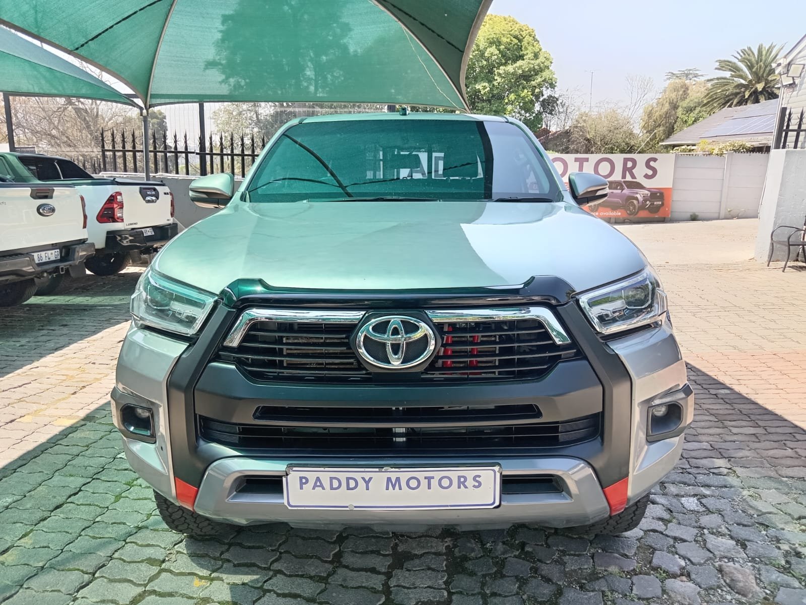 
								2021 TOYOTA HILUX 2.8 GD-6 DOUBLE CAB LEGEND full									