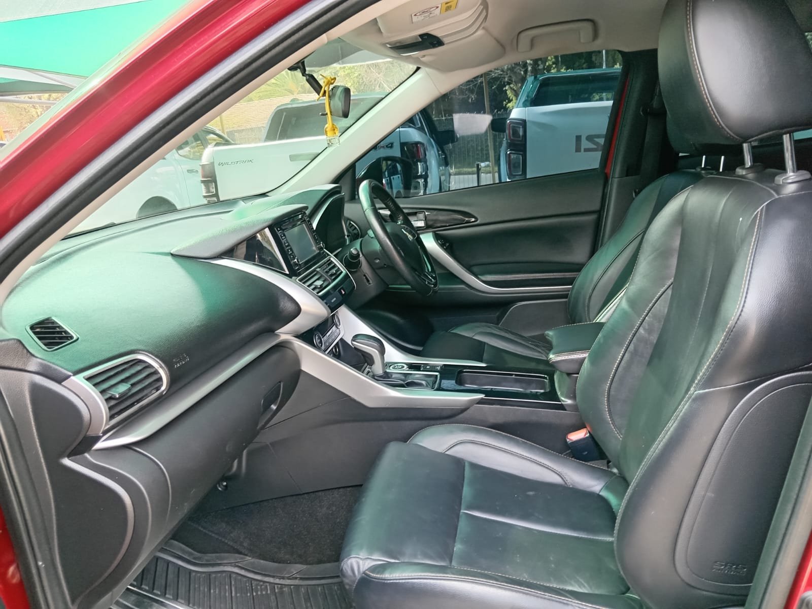 
								2020 MITSHUBISHI ECLIPSE CROSS 2.0 AUTO full									