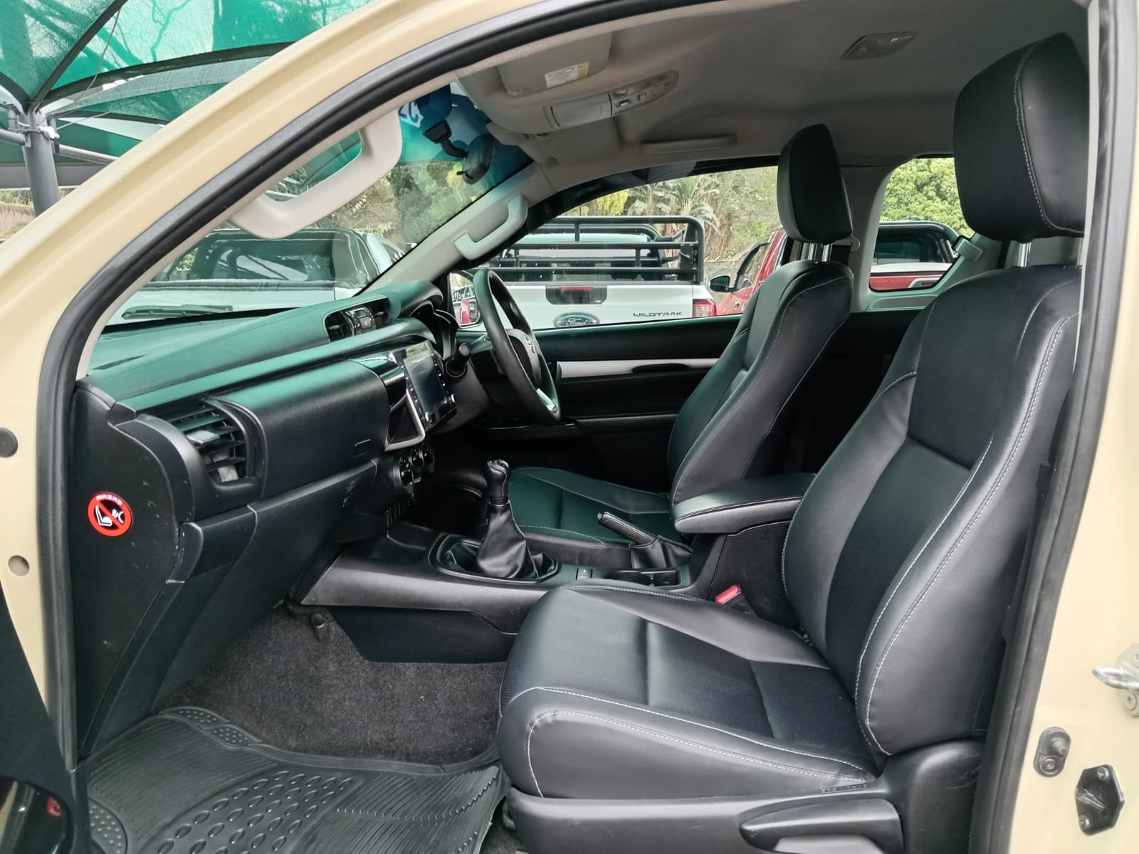 
								2022 TOYOTA HILUX 2.4GD-6 EXTRA CAB full									