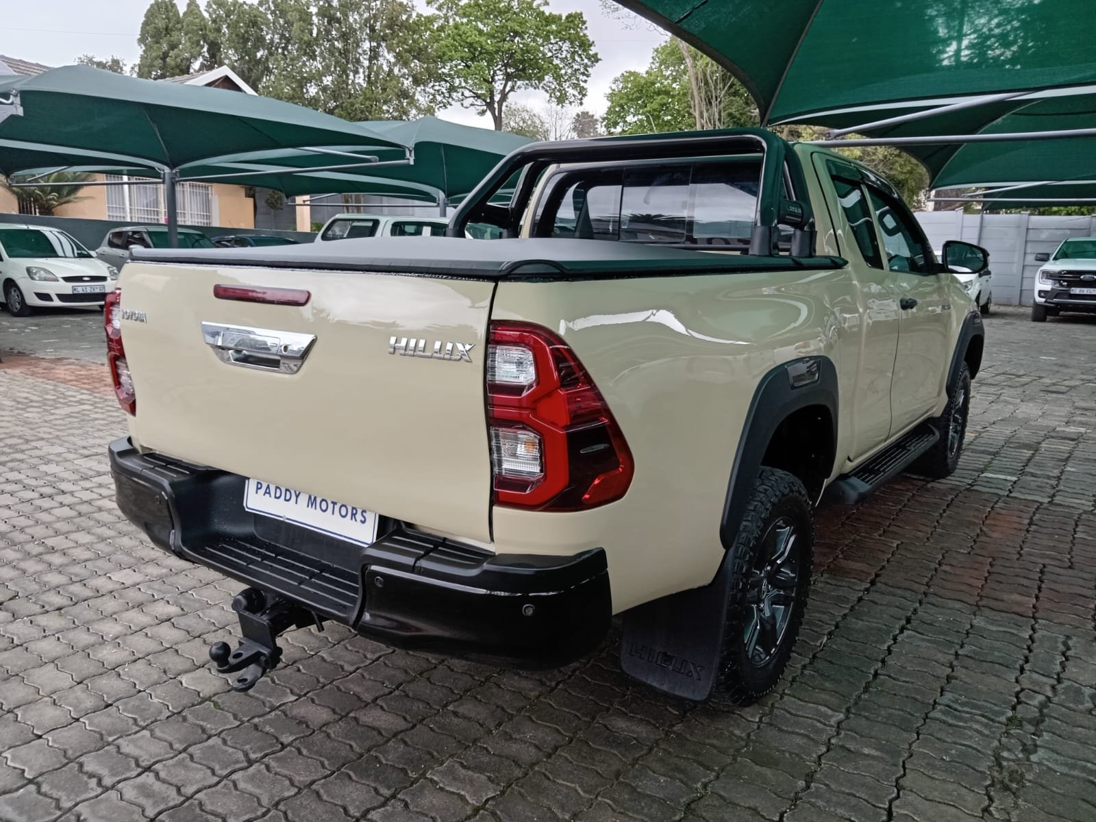 
								2022 TOYOTA HILUX 2.4GD-6 EXTRA CAB full									