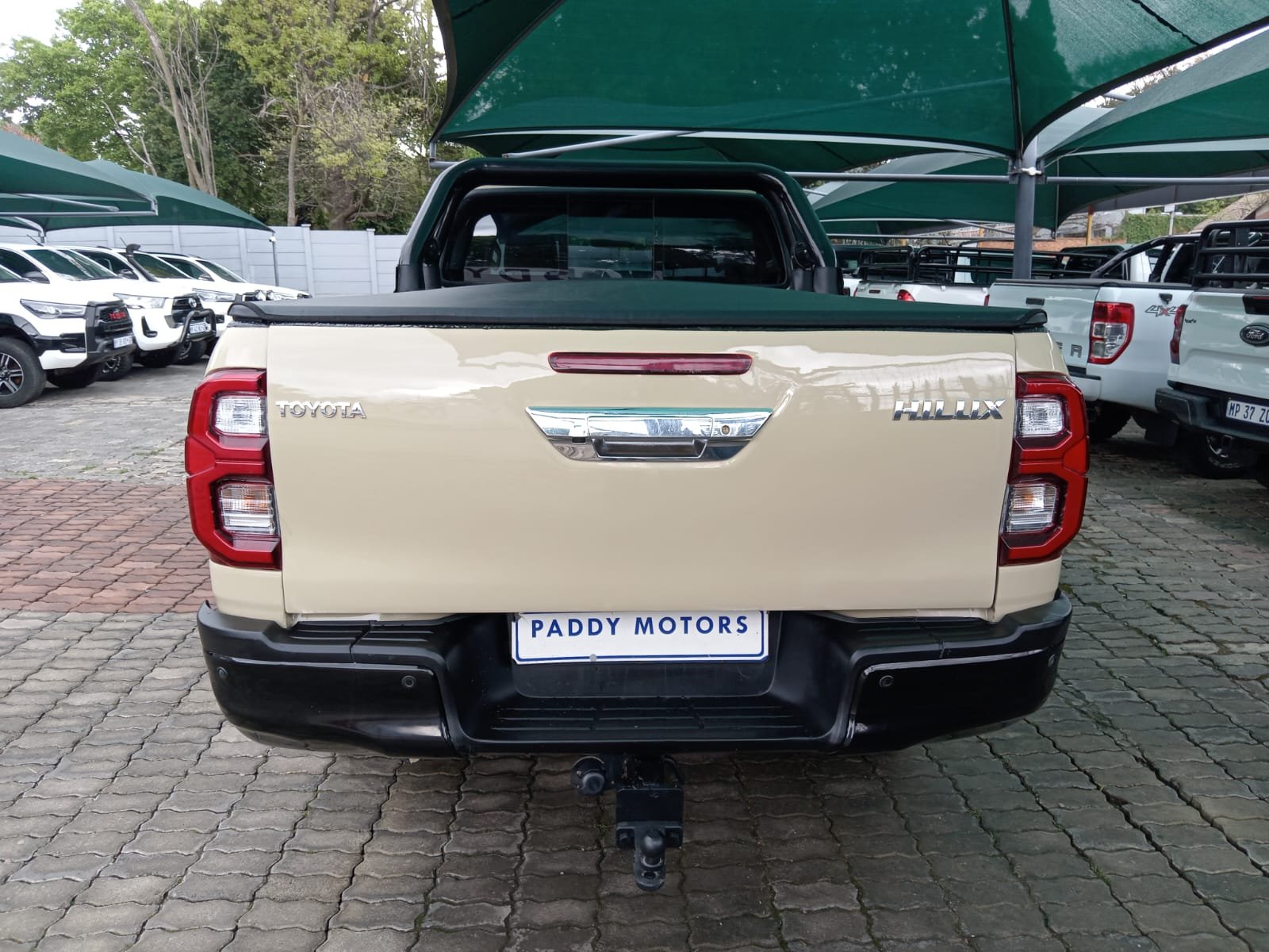 
								2022 TOYOTA HILUX 2.4GD-6 EXTRA CAB full									